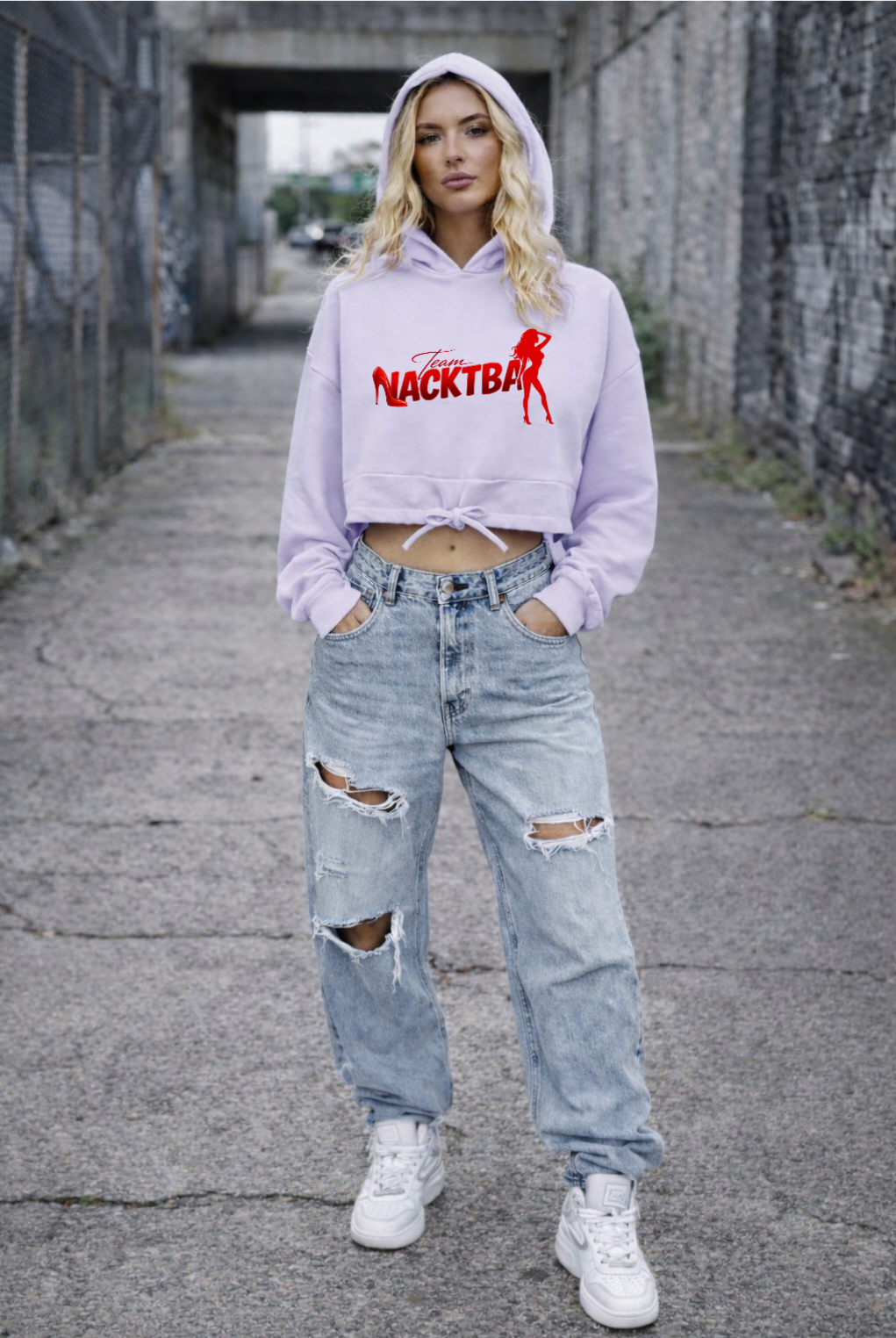 Felpa con cappuccio oversize corta con motivo dito medio da donna