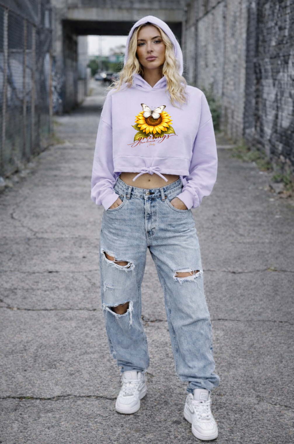 Felpa con cappuccio oversize corta con motivo dito medio da donna