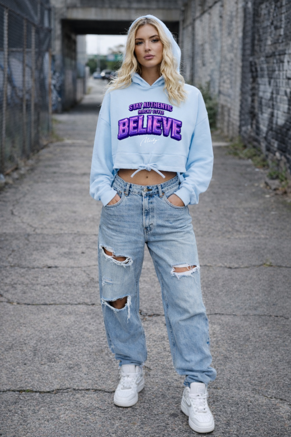 Stay Authentic Cropped Oversize Hoodie Woman