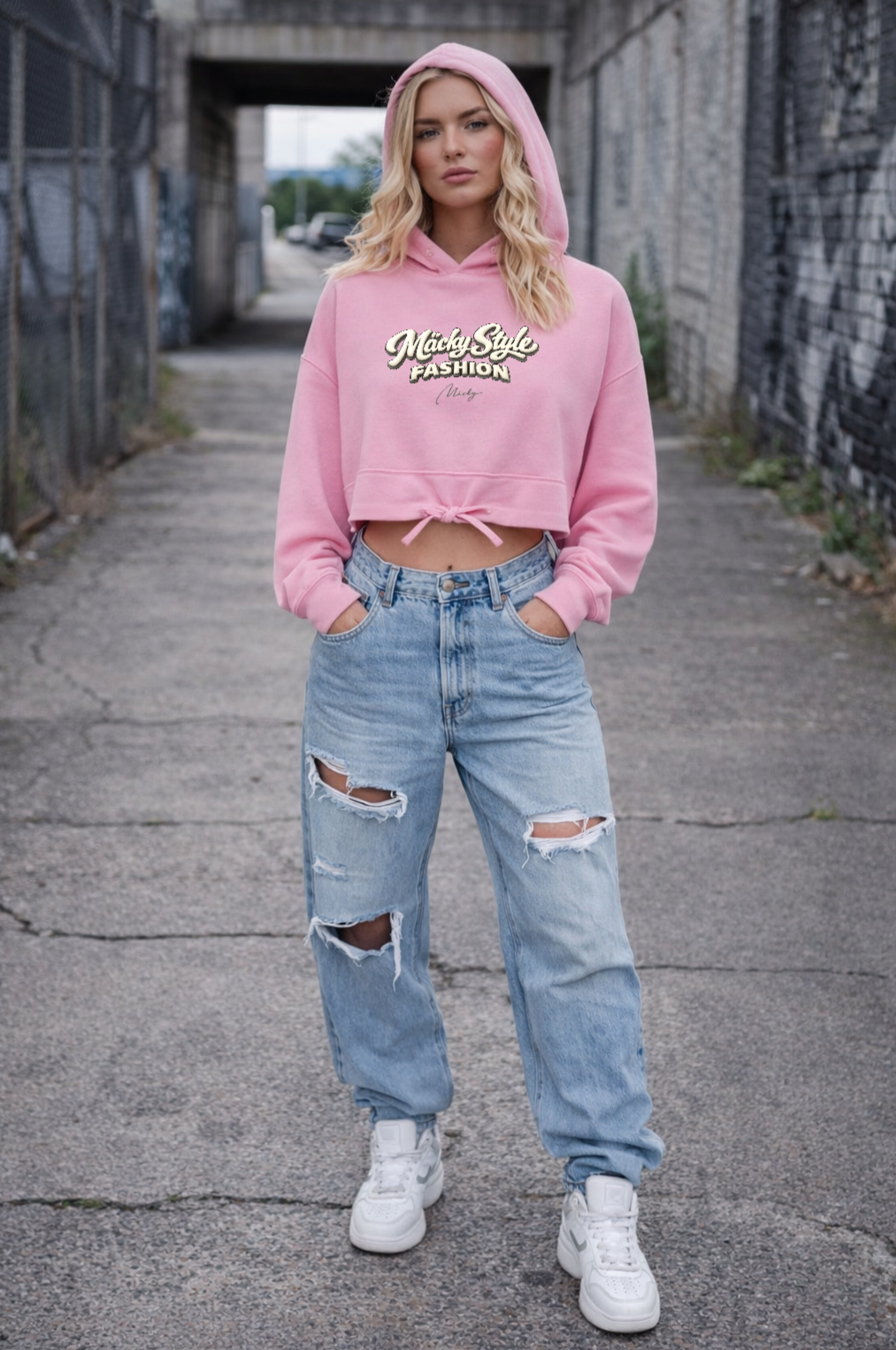 Felpa con cappuccio oversize corta con motivo dito medio da donna